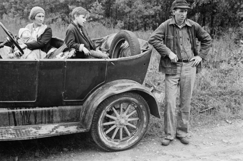 Старинные автомобили