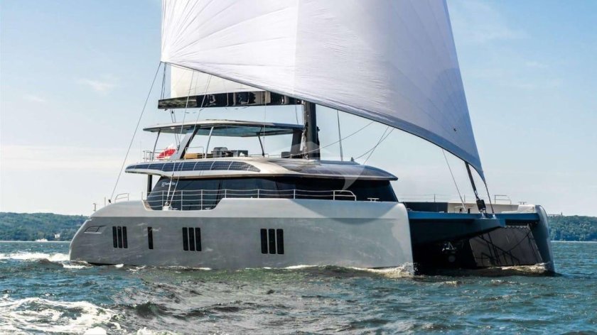 Катамаран sunreef парусный