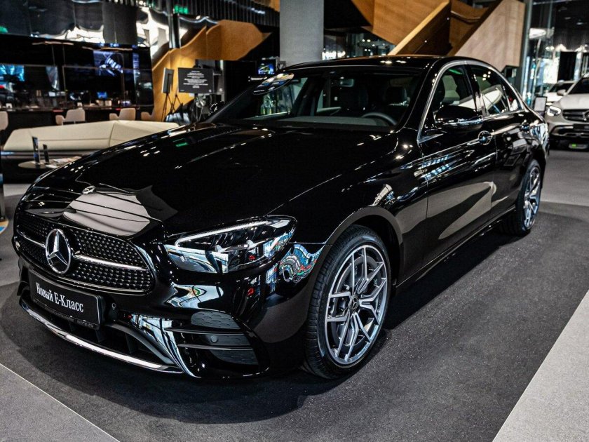 Мерседес е200 2021 черный