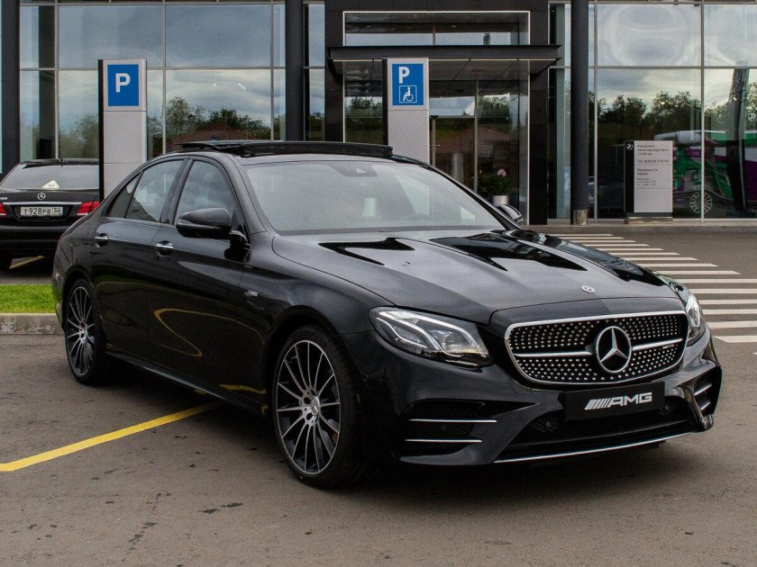 Mercedes e200 w213 черный