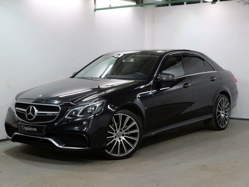 Mercedes benz e class w212 amg