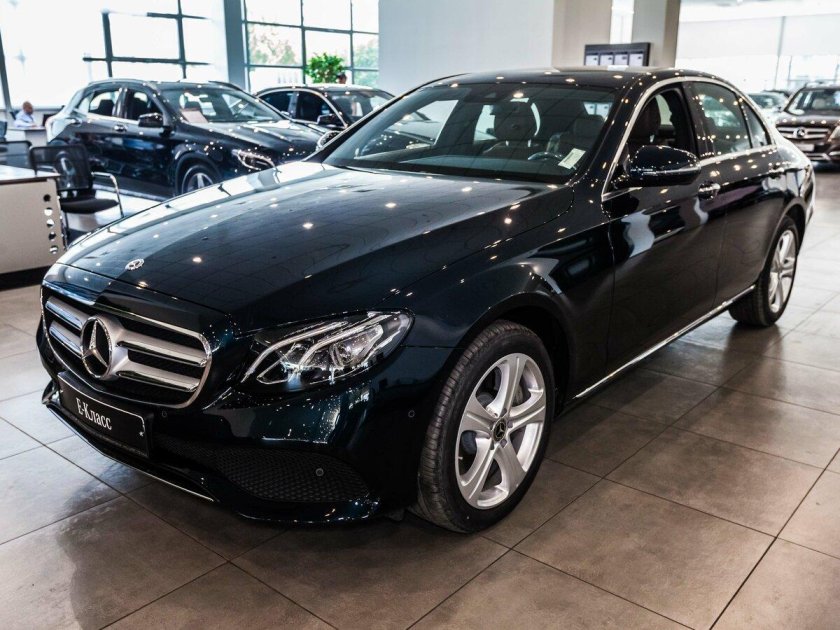 Mercedes e200 w213 черный