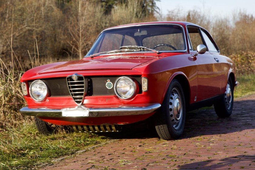 Alfa romeo 1750 gtv