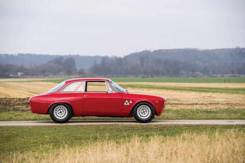 Alfa Romeo Giulia Sprint GTA