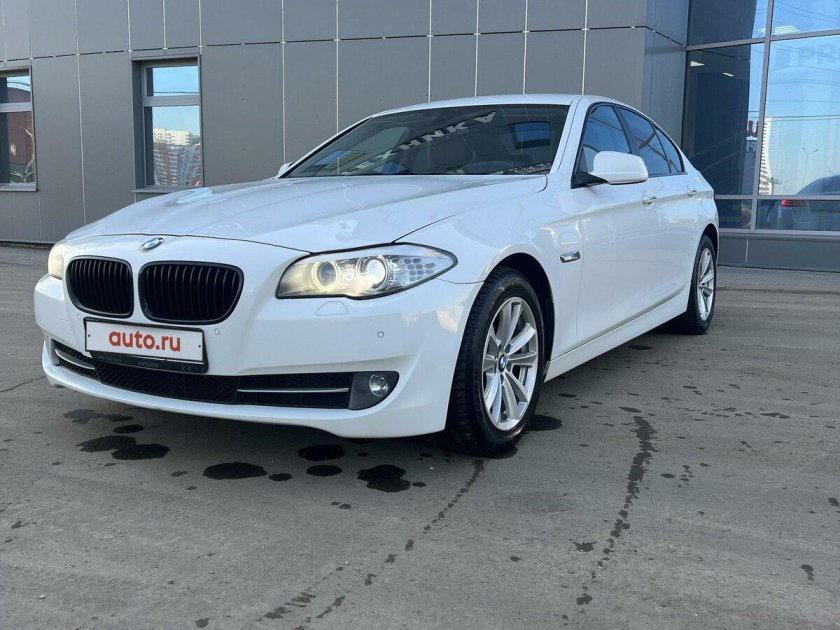 Бмв 520 2012