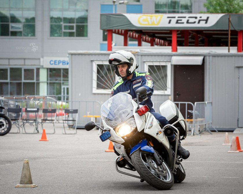 Мотоцикл БМВ мотобат