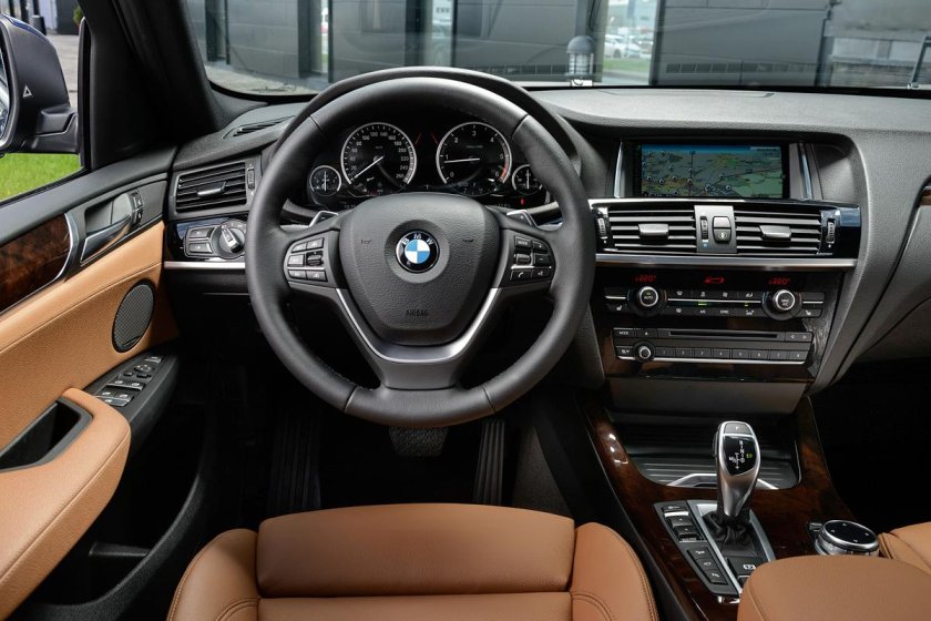 БМВ x4 салон