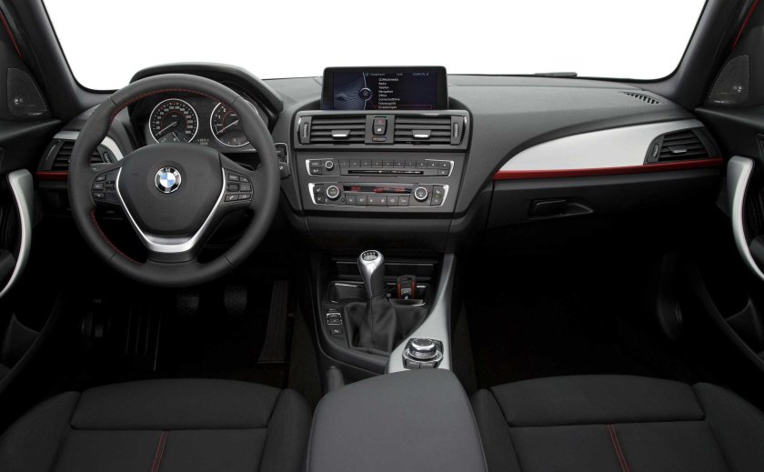 BMW 116i 2013 салон