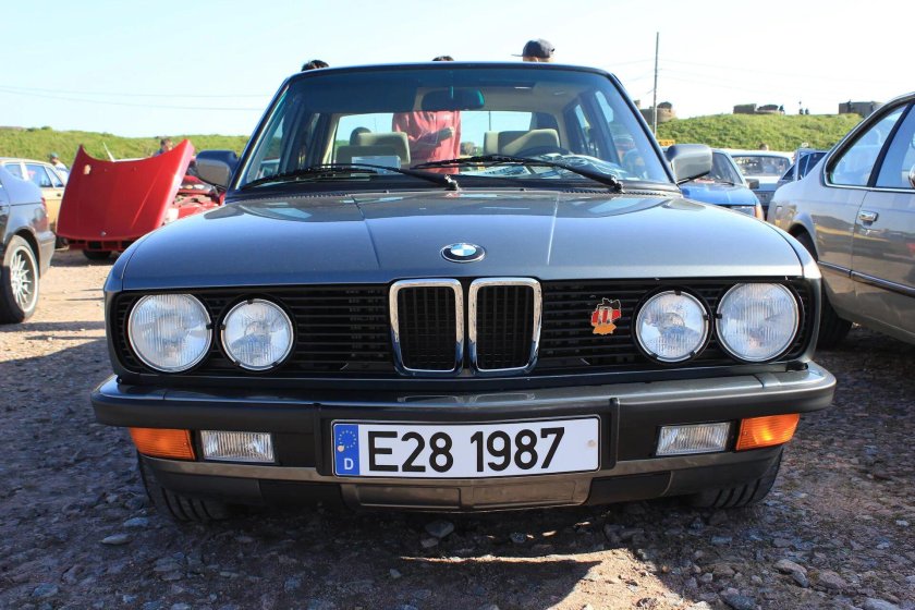 BMW 525 1987