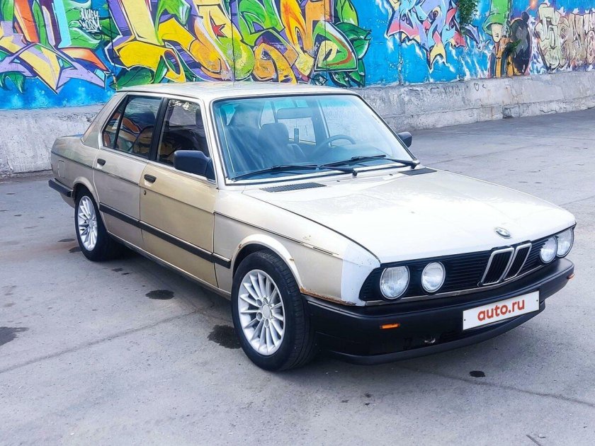 БМВ 1987 года