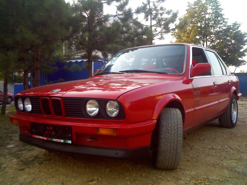 БМВ 320 1987