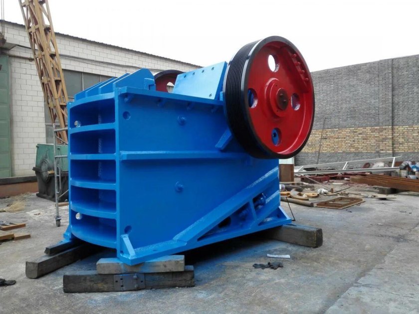 Дробилка щековая СМД 109