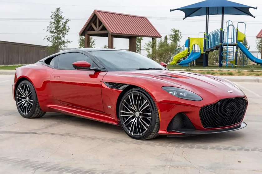 Dbs superleggera