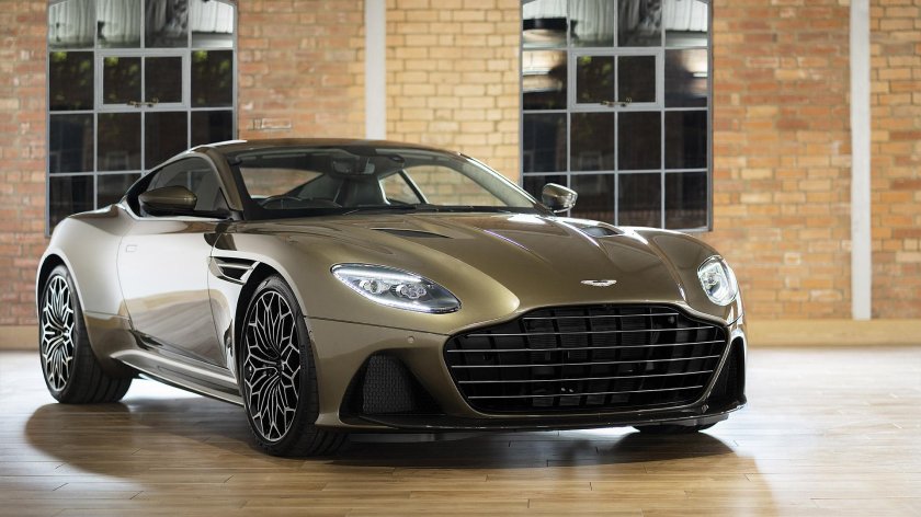 Астон мартин dbs superleggera 2021