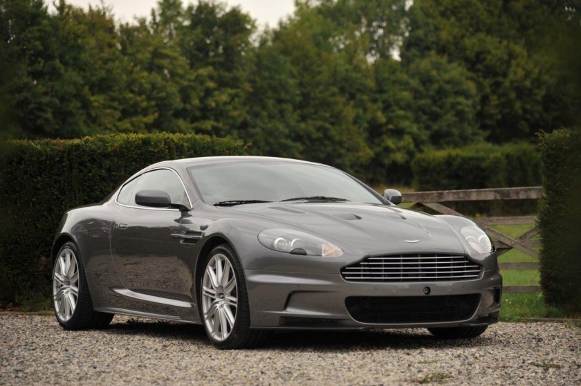 Aston Martin DBS Coupe