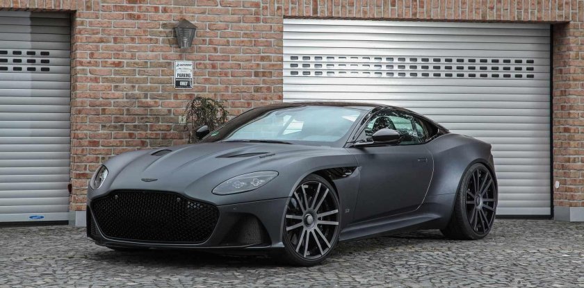 Астон Мартин DBS