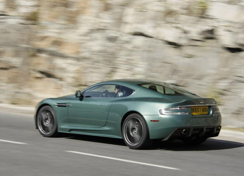 Астон Мартин ДБС 2008