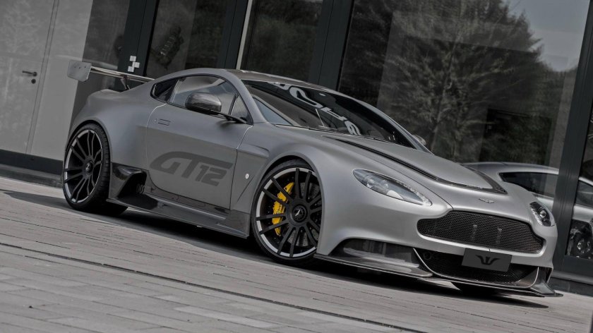 Астон Мартин Vantage gt 12
