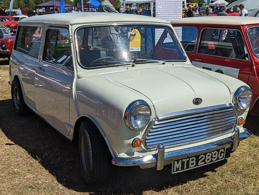 1965 morris mini-traveller