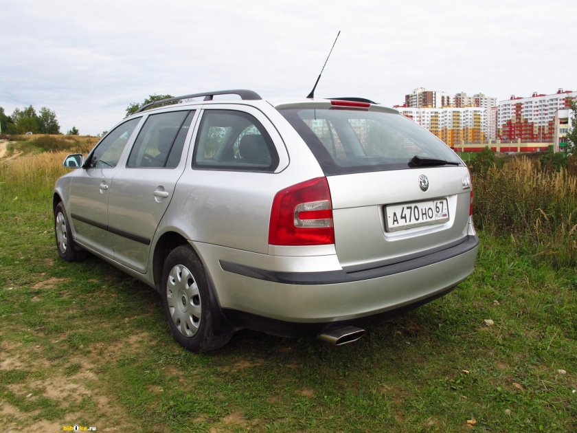 Шкода Октавия 2005