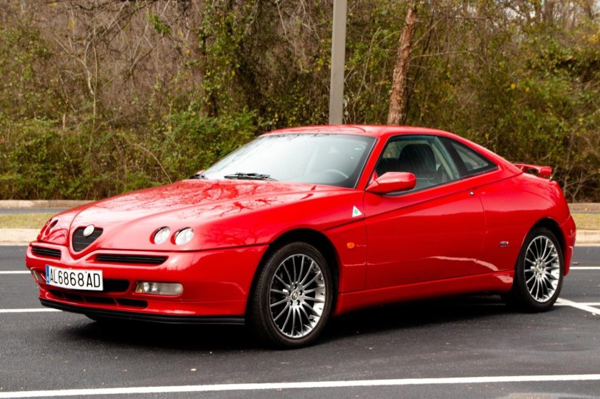 Alfa romeo gtv 2001