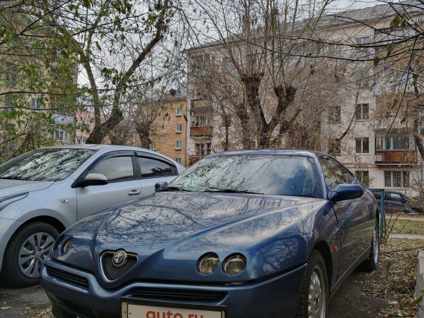Alfa Romeo перед