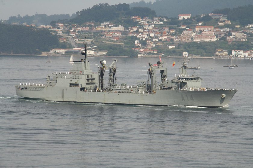 Испания корабль военный