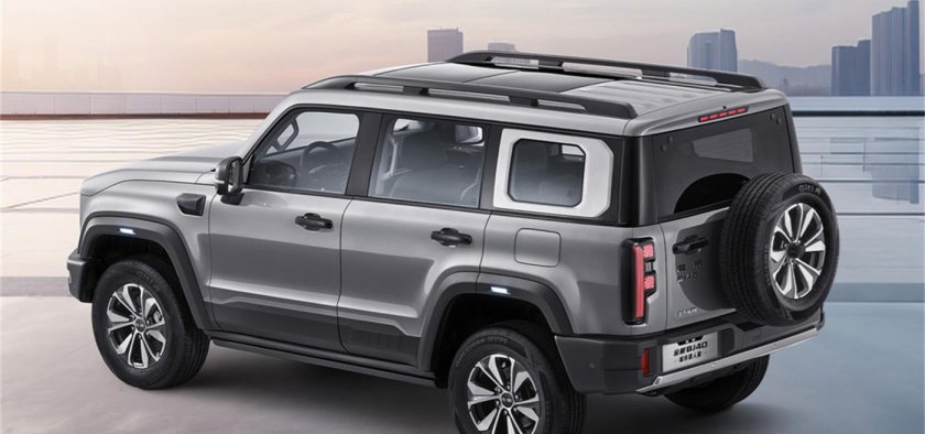 BAIC bj40 и танк 300 сравнение