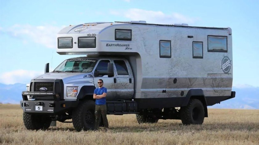 Ford f750 EARTHROAMER