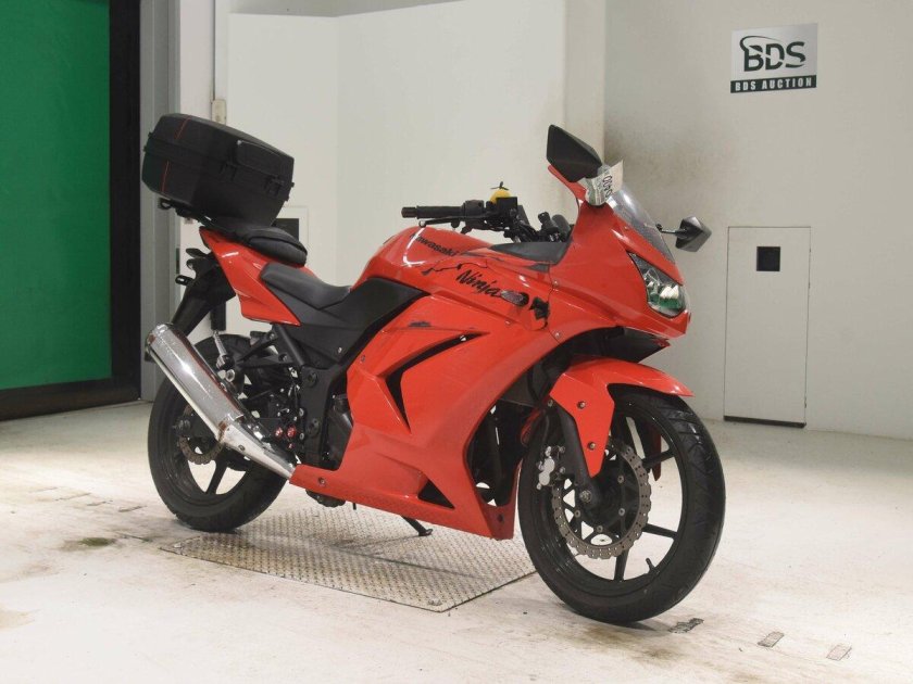 Мотоцикл kawasaki ninja