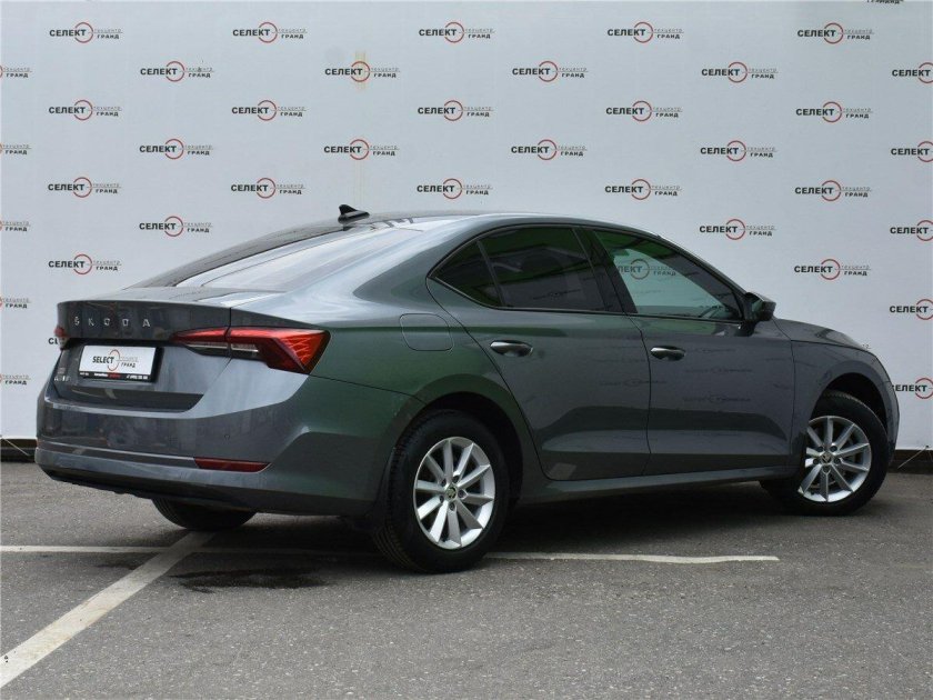 Серая шкода октавия