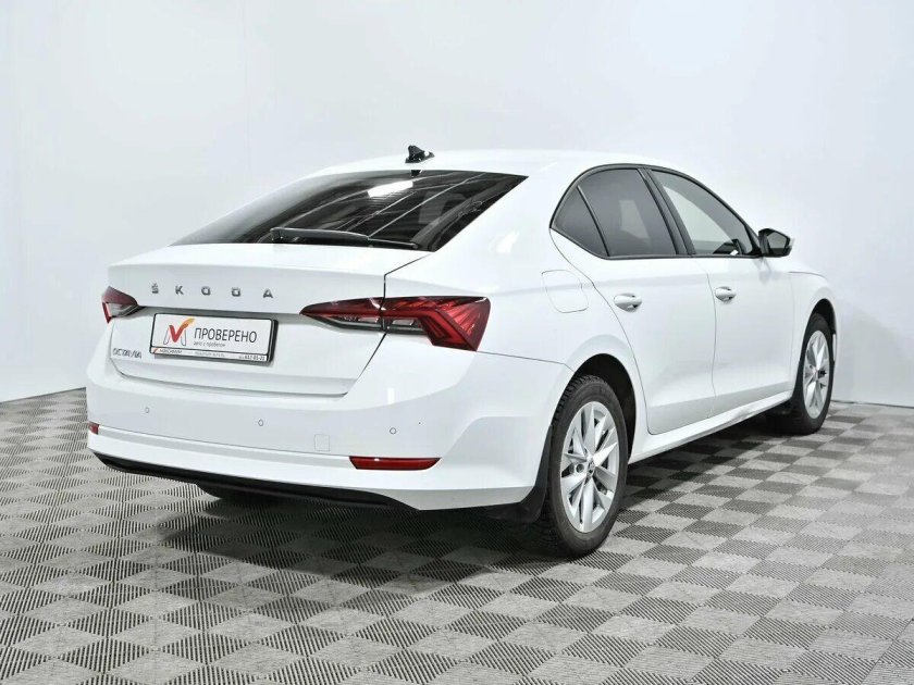 Шкода Октавия 2021