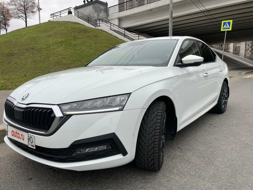 Шкода Октавия 2021