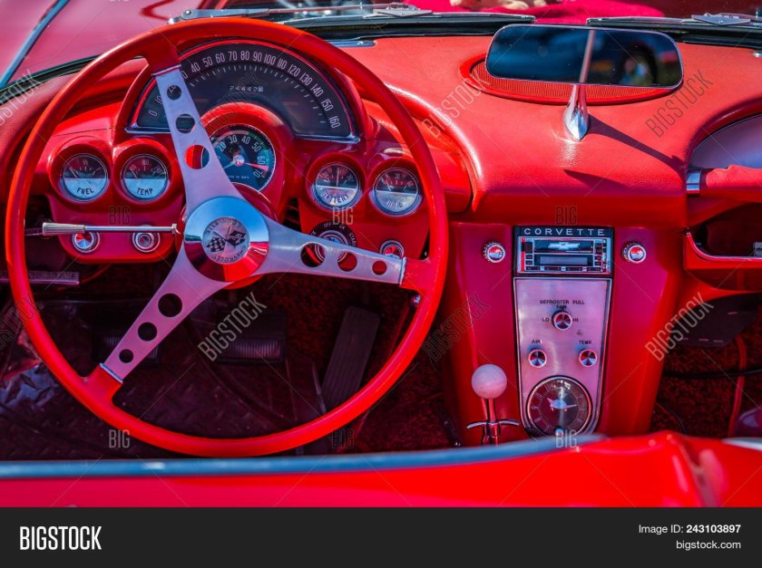 Chevrolet Corvette dashboard