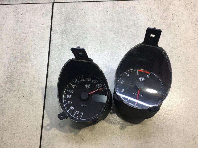 Щиток приборов