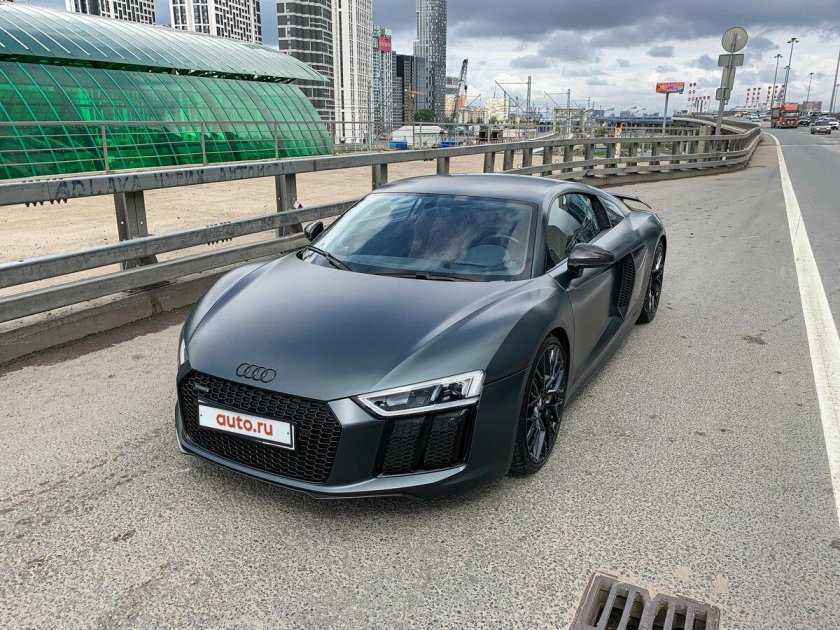 Audi r8 v10 Plus II (4s), 2016