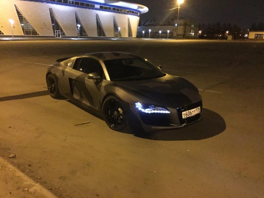 Audi r8 Москва