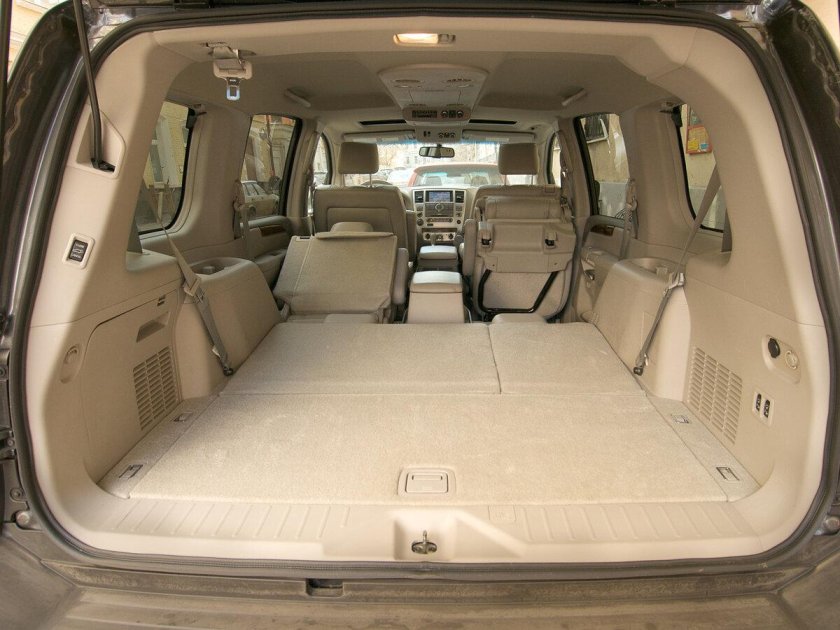 Инфинити джип qx56 салон
