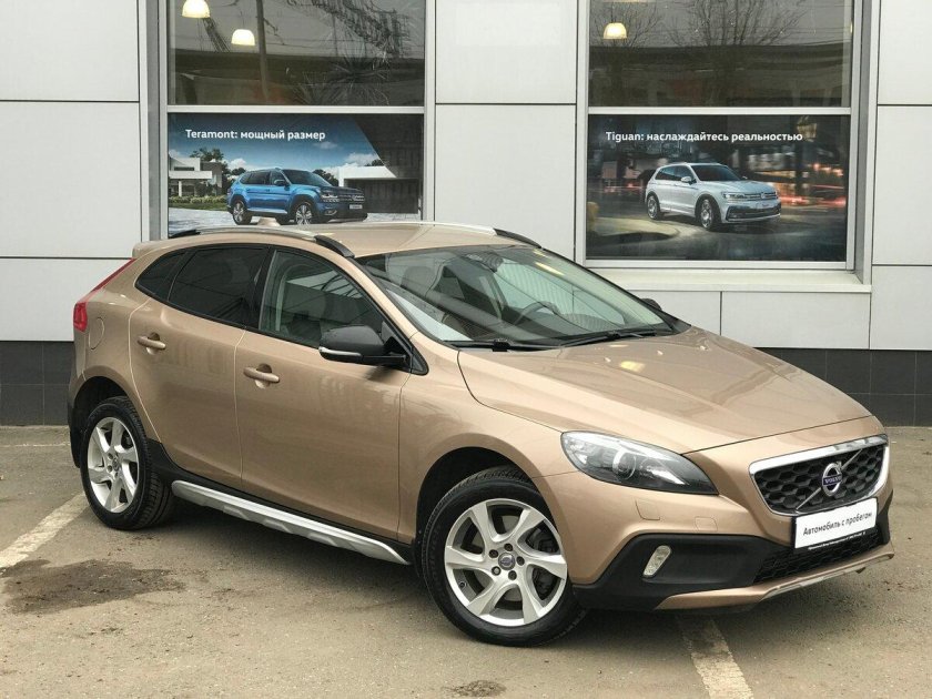 Volvo v40 Cross Country