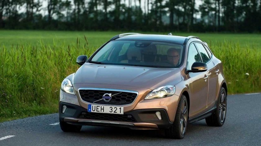 Вольво v40 Cross