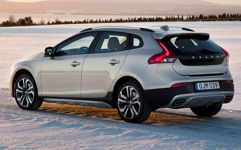 Вольво хэтчбек v40