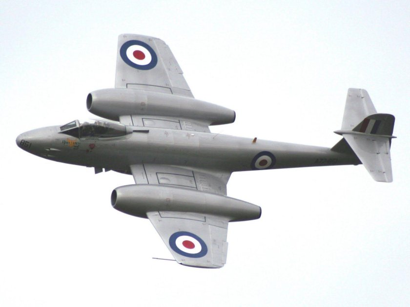 Gloster Meteor самолет