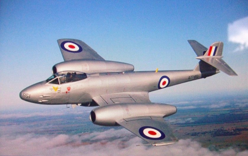 Gloster Meteor самолет