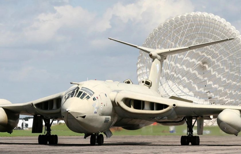 Handley Page HP-80 Victor k2