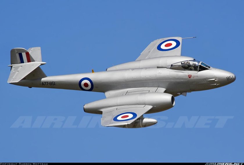 Gloster Meteor самолет