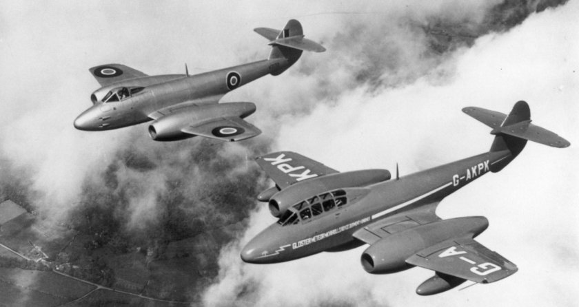 Gloster Meteor самолет
