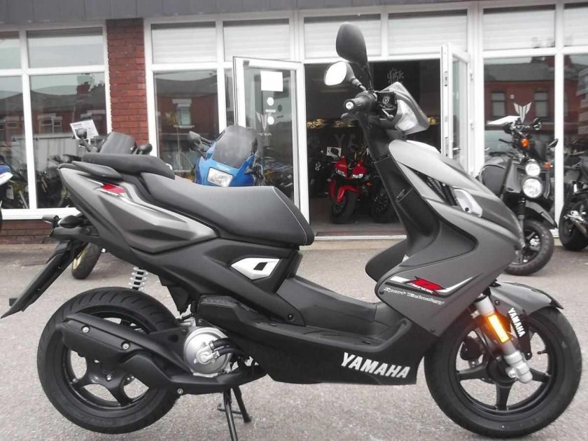 Yamaha скутер 50 кубов