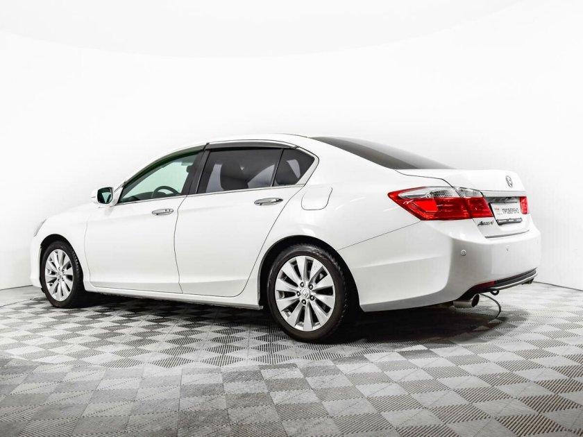 Хонда Аккорд 9 белая