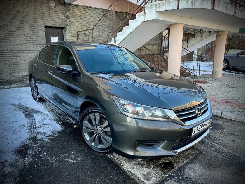 Honda accord 9 2.4