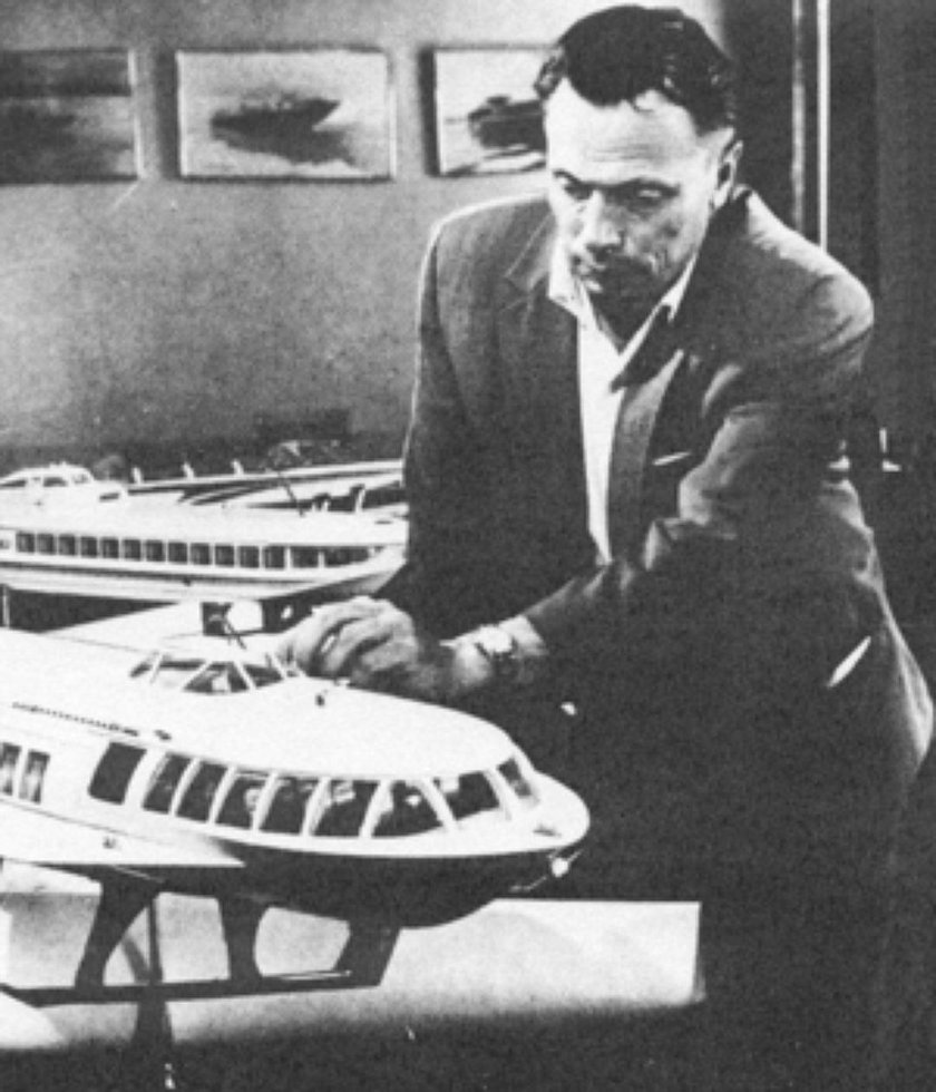 Ростислав Алексеев